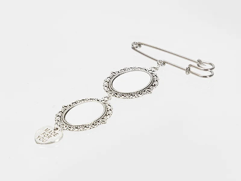 Sublimation Blanks Oval Name Badge w/ Heart Pendant (Silver)