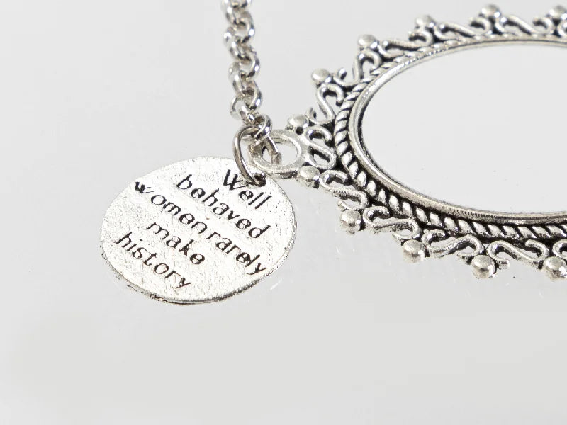 Sublimation Blanks Pin Brooch Charm w/ Round Pendant (Oval, 1.8*2.5cm)